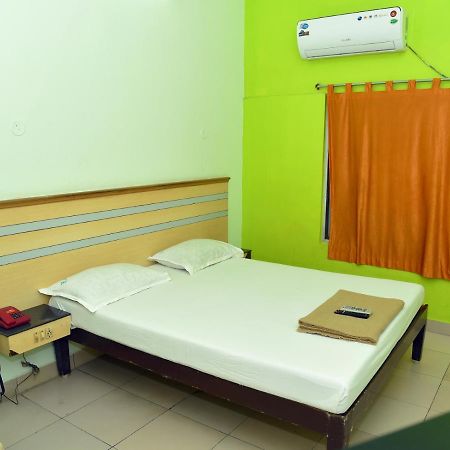 Hotel Aditya Puducherry Eksteriør billede
