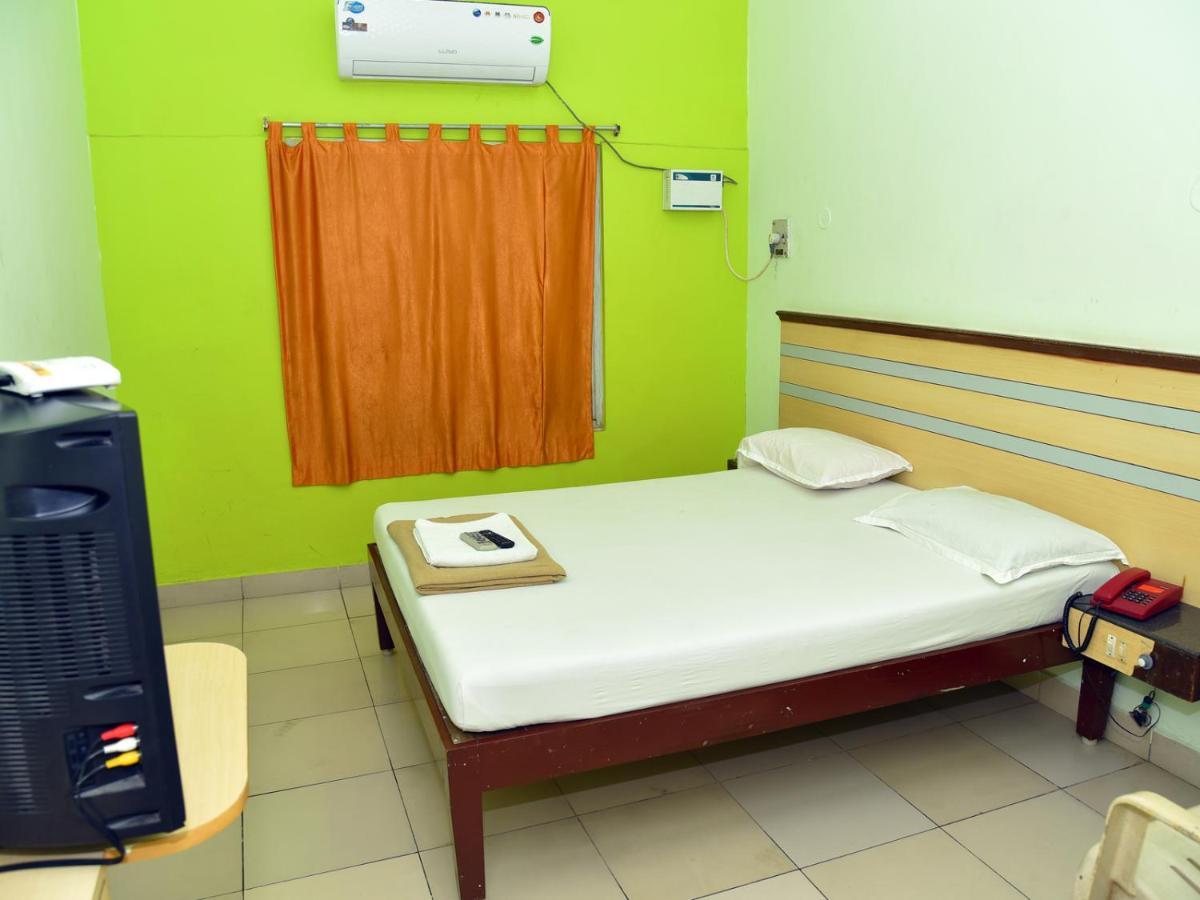 Hotel Aditya Puducherry Eksteriør billede