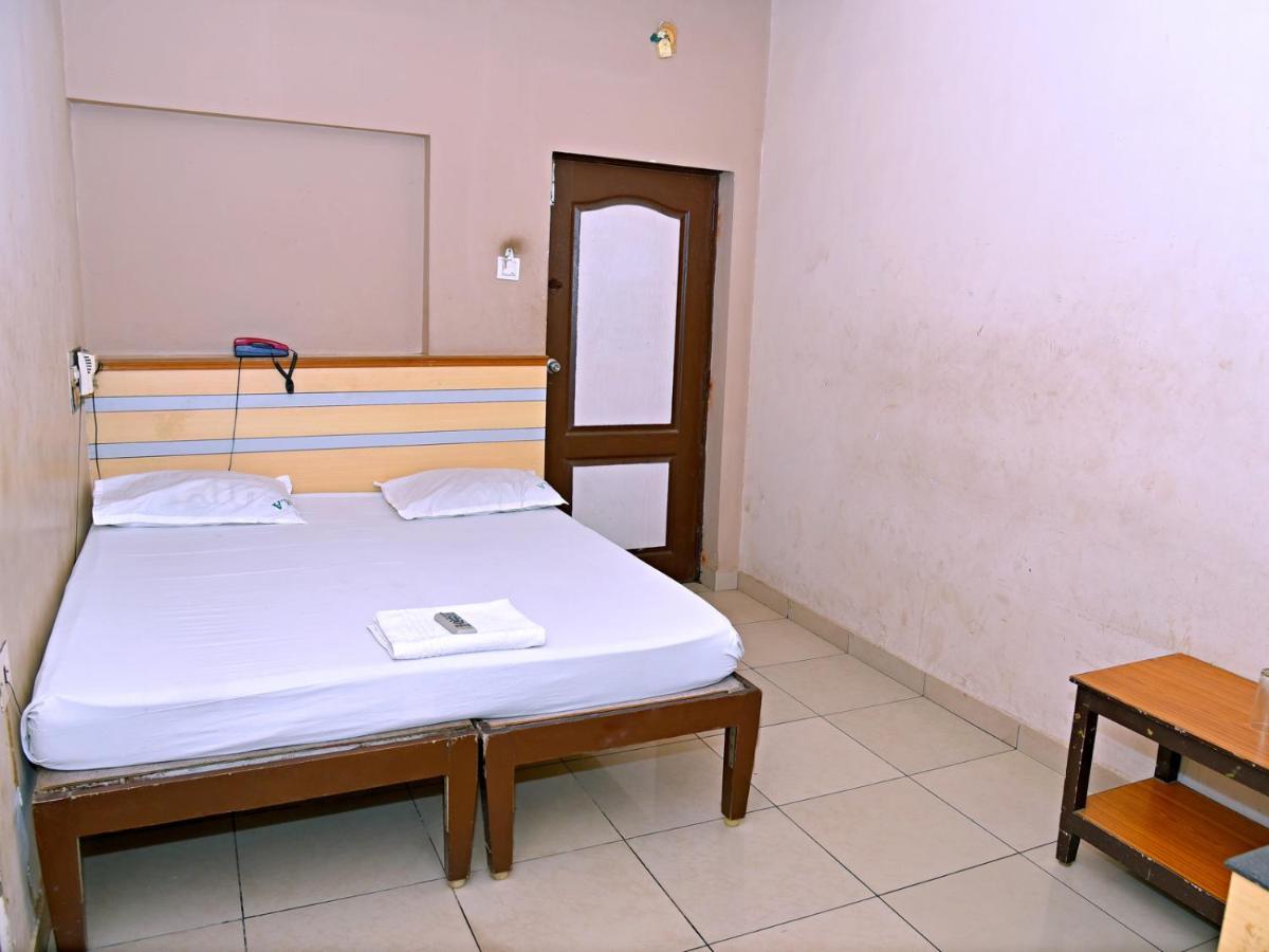 Hotel Aditya Puducherry Eksteriør billede