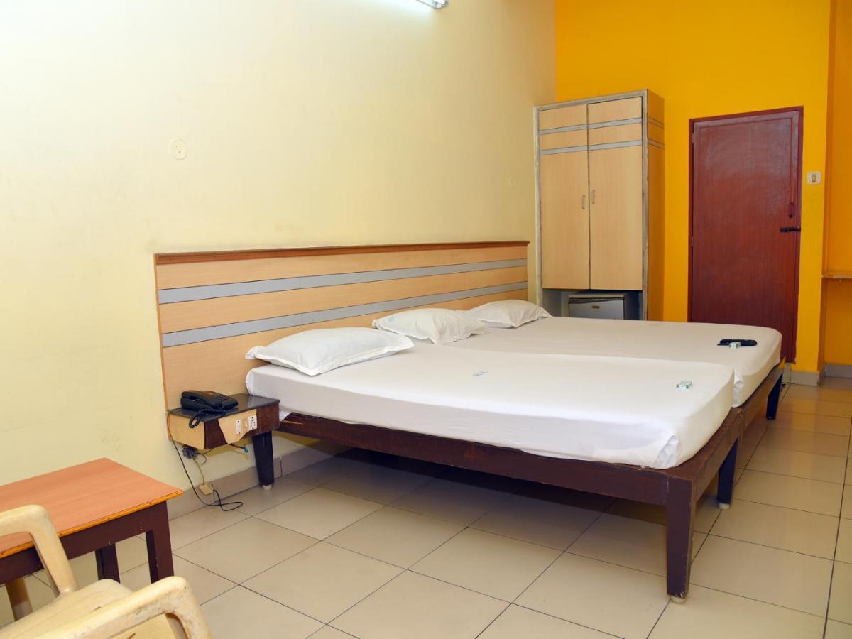 Hotel Aditya Puducherry Eksteriør billede