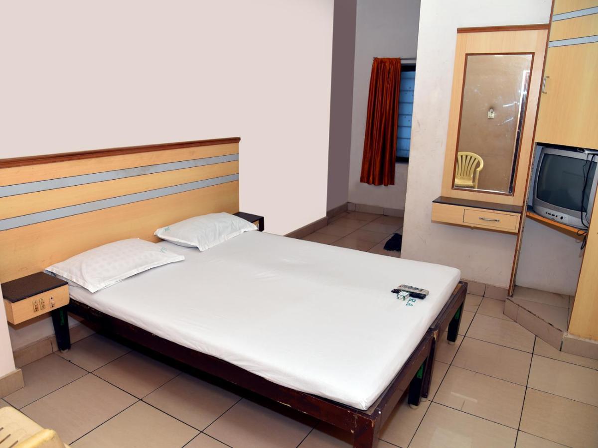 Hotel Aditya Puducherry Eksteriør billede