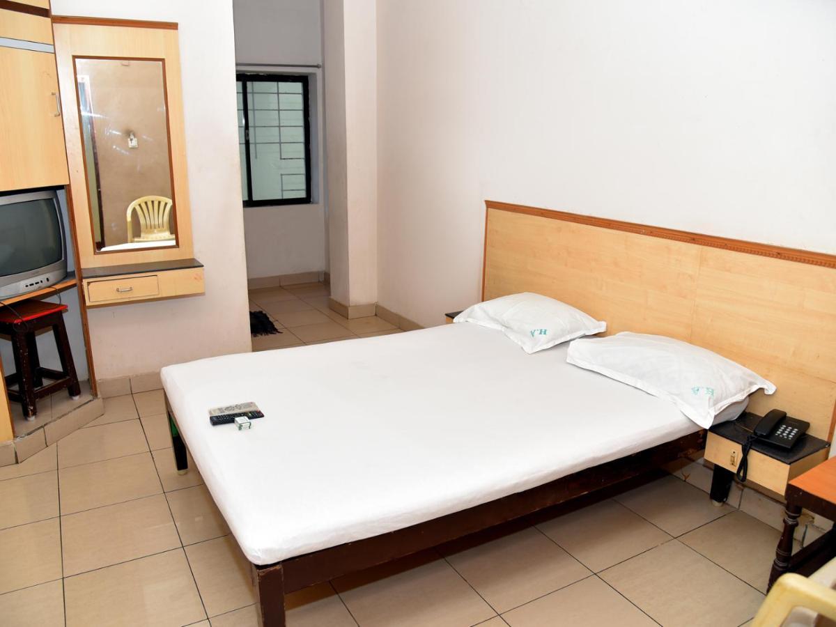 Hotel Aditya Puducherry Eksteriør billede